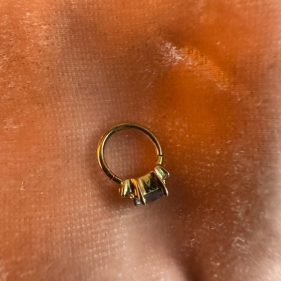 Maria Tash Blue Sapphire Diamond Princess Nonrotating Clicker Earring SOLD OUT - Picture 4 of 5